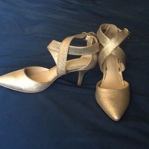 Gold Pointed heels glitter shimmer formal